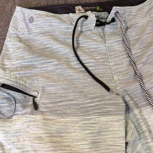 COPY - Volcom ModTech Men’s St 31 board shorts swim trunk - Picture 5 of 6